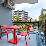 Aria Riva Aparthotel 4*