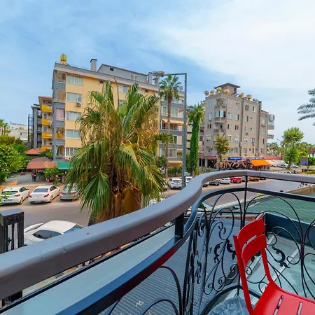 Apart Otel Aria Riva 4*